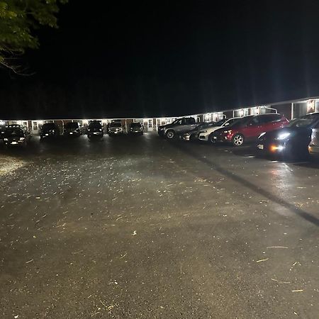 Rogers Motel Smiths Falls Exterior foto